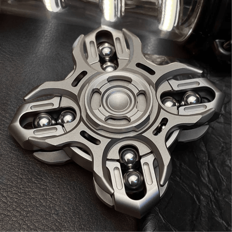 What Is EDC? Everyday Carry Items That Help You Destress at Work